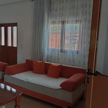 Delvina Penthouse *