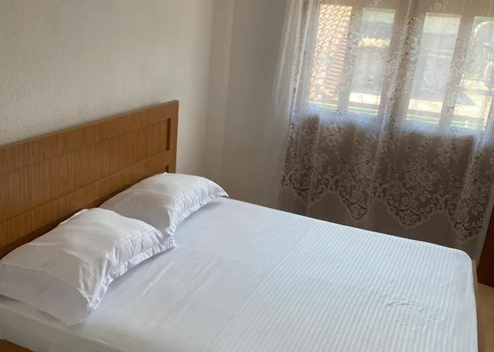 Delvina Penthouse Apartment